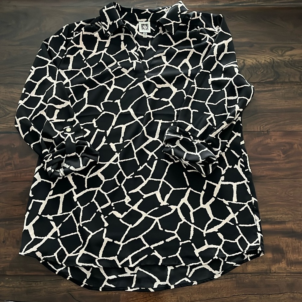Ann Klein blouse size M
